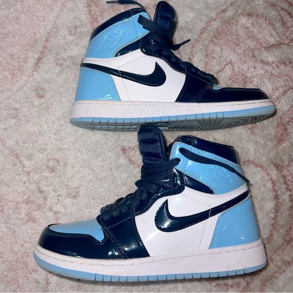 Air Jordan Retro High Og Blue Chill NIKE AIR JORDAN RETRO HIGH OG BLUE  CHILL UNC CD0461-401 WOMENS